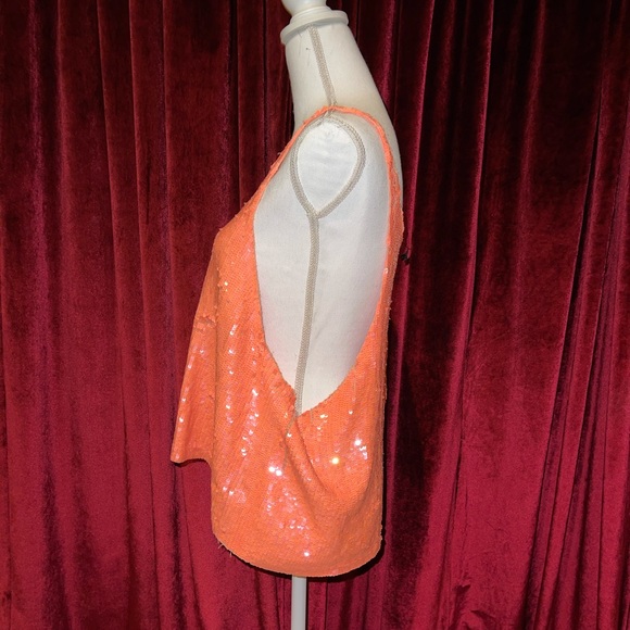 Sequin tank top - Picture 3 of 5